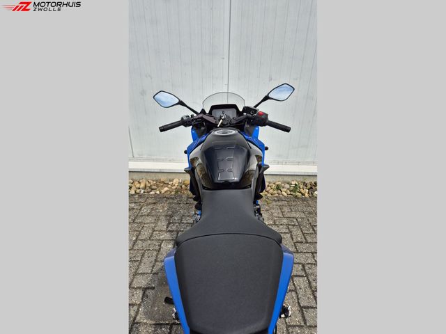 suzuki - gsx-8r