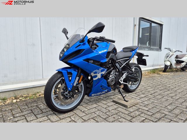 suzuki - gsx-8r