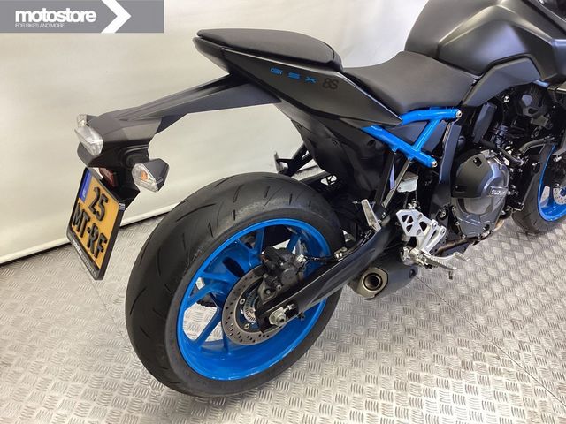 suzuki - gsx-8s