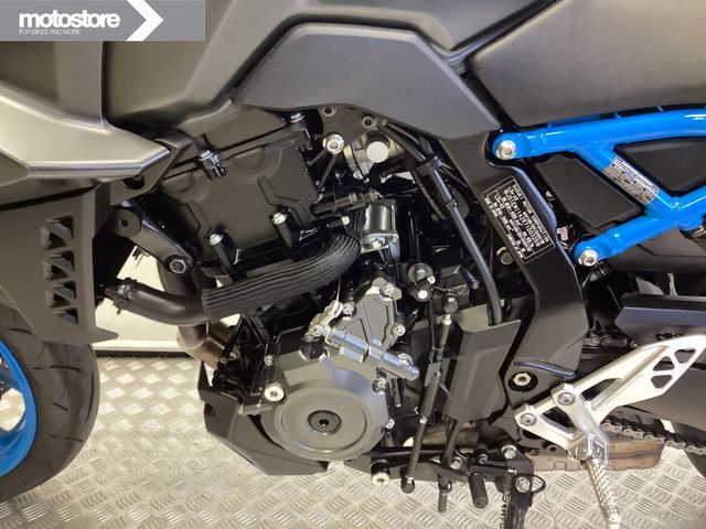 suzuki - gsx-8s