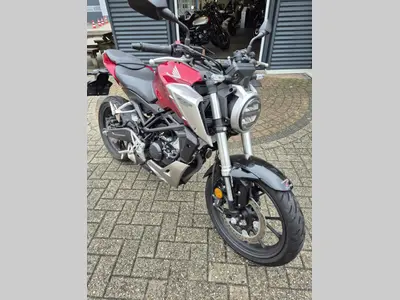 HONDA CB 125 R – foto 2