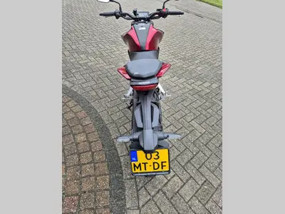 HONDA CB 125 R – foto 3