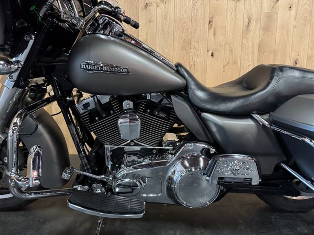 harley-davidson - street-glide-special-flhxs