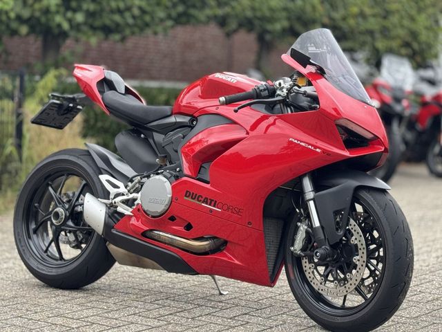 ducati - panigale-v2