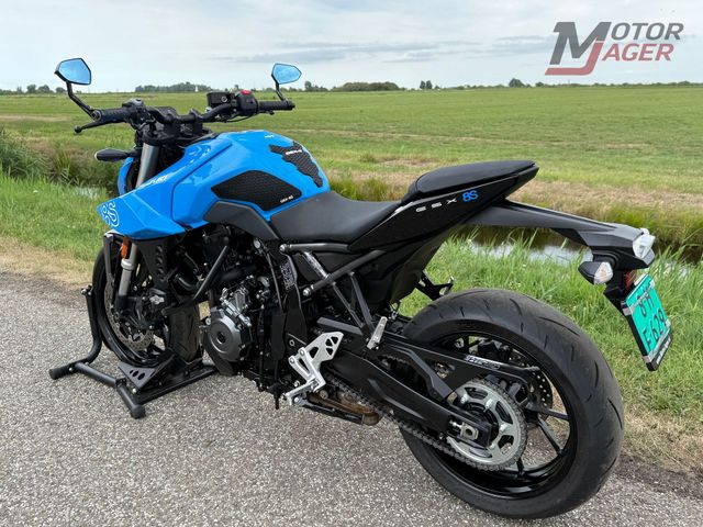 suzuki - gsx-8s