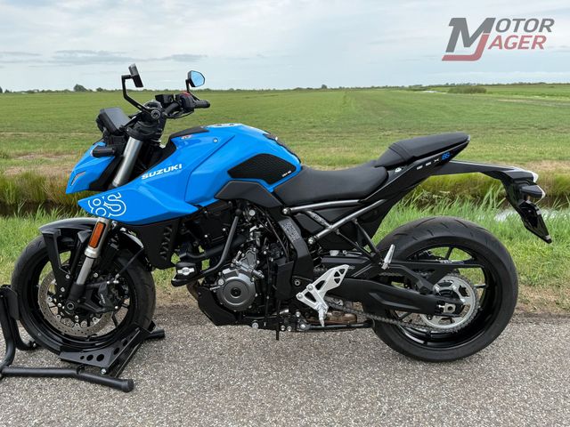 suzuki - gsx-8s