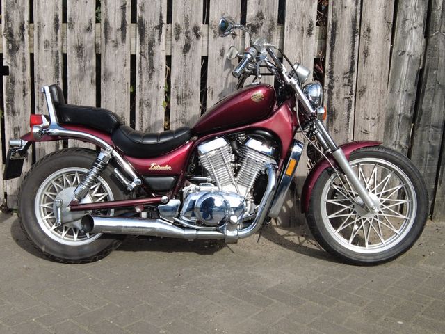 suzuki - vs-700-intruder