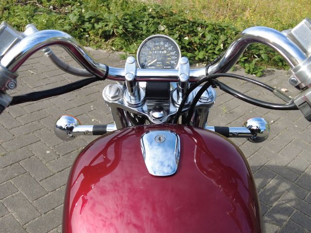 suzuki - vs-700-intruder