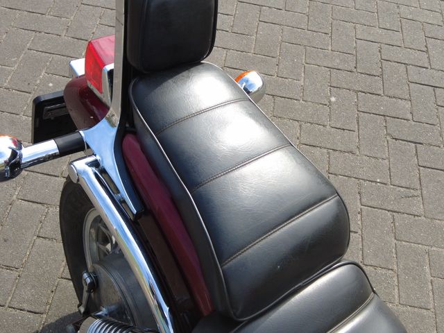 suzuki - vs-700-intruder