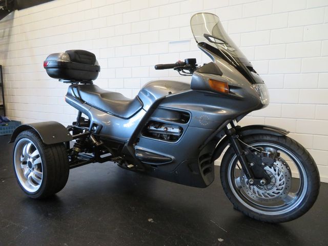 honda - st-1100-pan-european