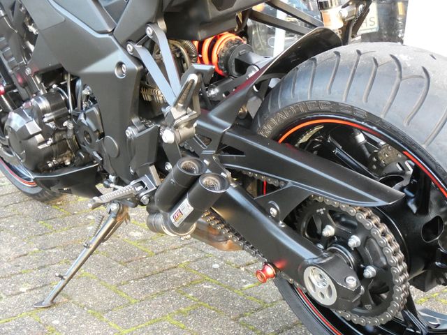 kawasaki - z1000-abs