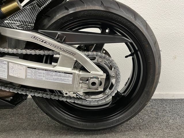 honda - cbr-1000-rr-fireblade