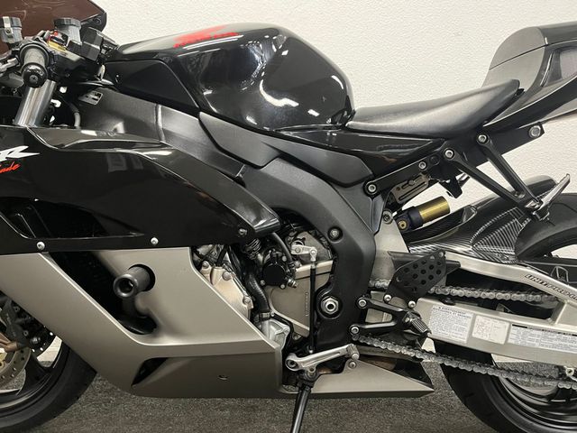honda - cbr-1000-rr-fireblade