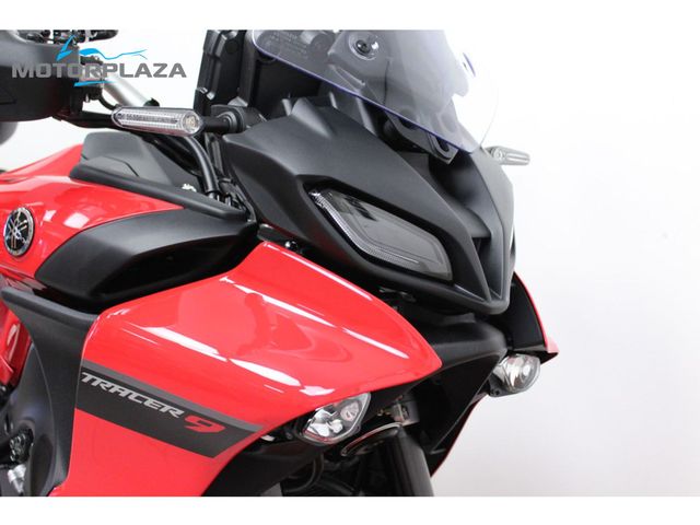yamaha - tracer-9