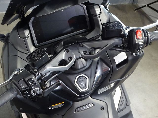 yamaha - tmax-tech-max