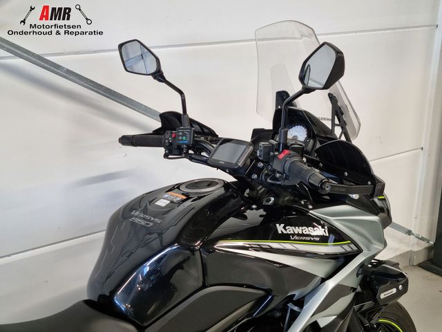 kawasaki - versys-650-grand-tourer