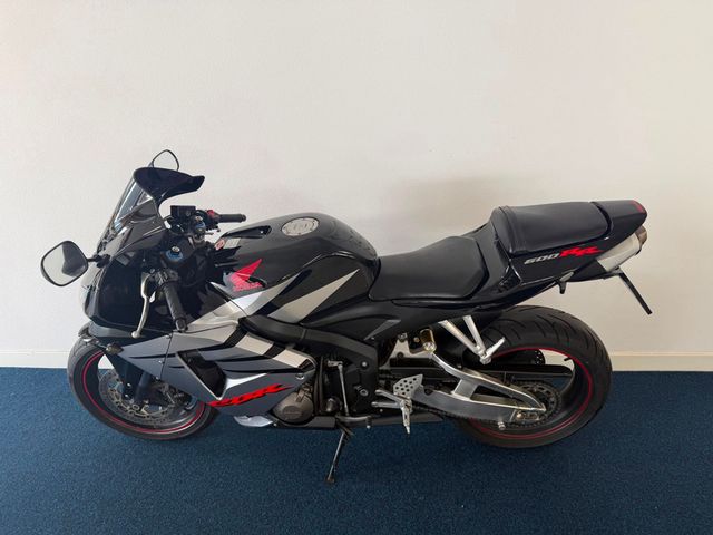 honda - cbr-600-rr