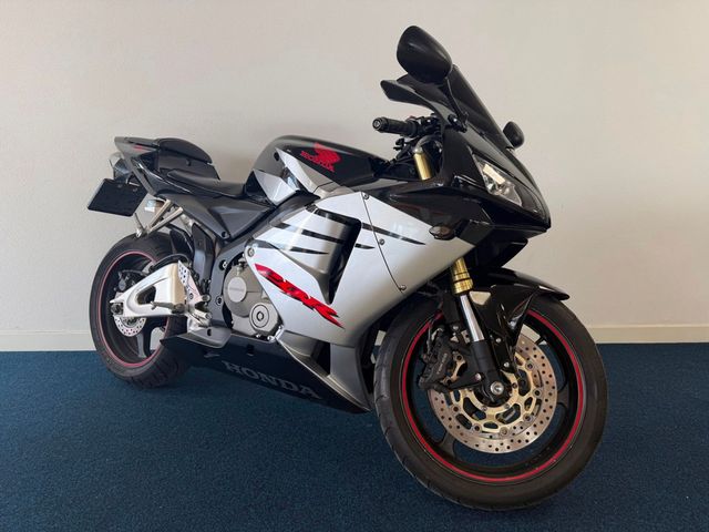 honda - cbr-600-rr