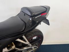 Honda Sport CBR 600 RR PC37 Facelift Black - Zilver - Edition 2005 occasion – foto 7 van 22