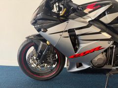 Honda Sport CBR 600 RR PC37 Facelift Black - Zilver - Edition 2005 occasion – foto 12 van 22