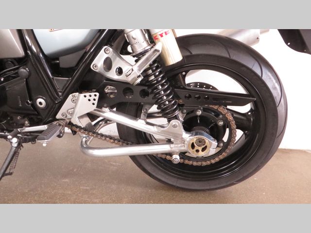 kawasaki - zrx-1100