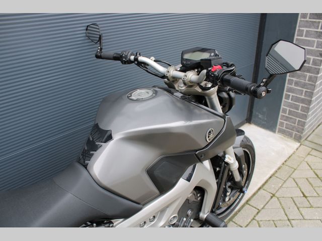 yamaha - mt-09