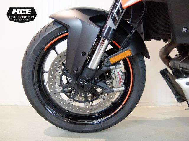 ktm - 1290-super-duke-gt