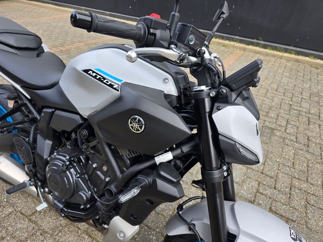 yamaha - mt-07-abs
