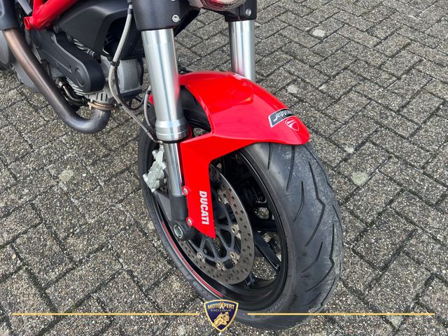 ducati - 796-monster