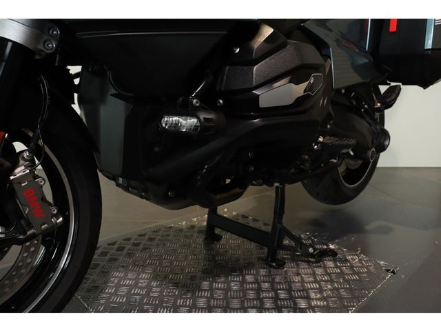 bmw - r-1300-rt