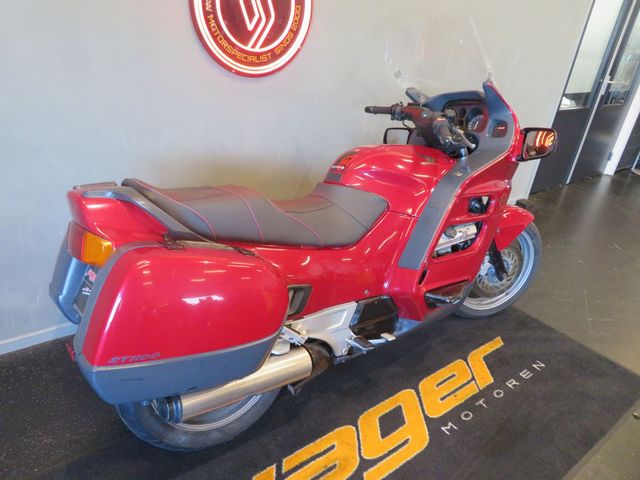 honda - st-1100-pan-european