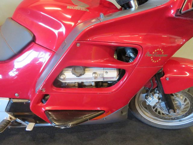 honda - st-1100-pan-european