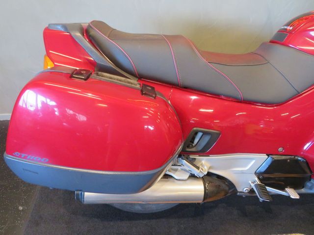 honda - st-1100-pan-european