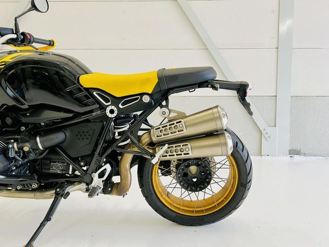bmw - r-nine-t-urban-gs-40-years-gs-edition