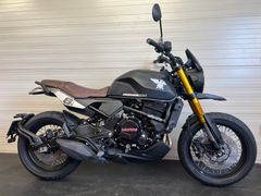 MOTO MORINI SEIEMMEZZO SCR