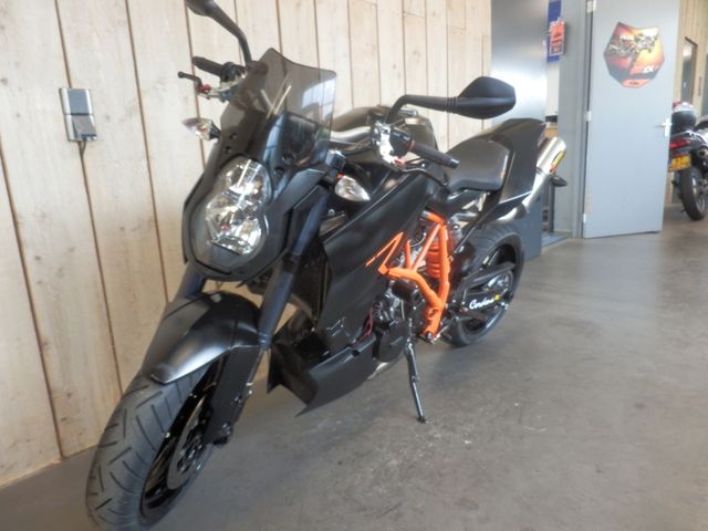 ktm - 990-super-duke-r