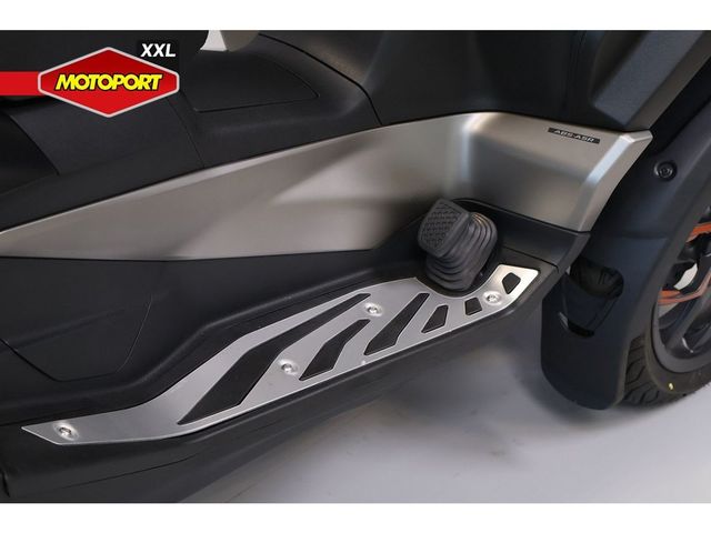 piaggio - mp3-530-hpe-advance-exlusive