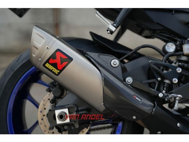 yamaha - yzf-r1