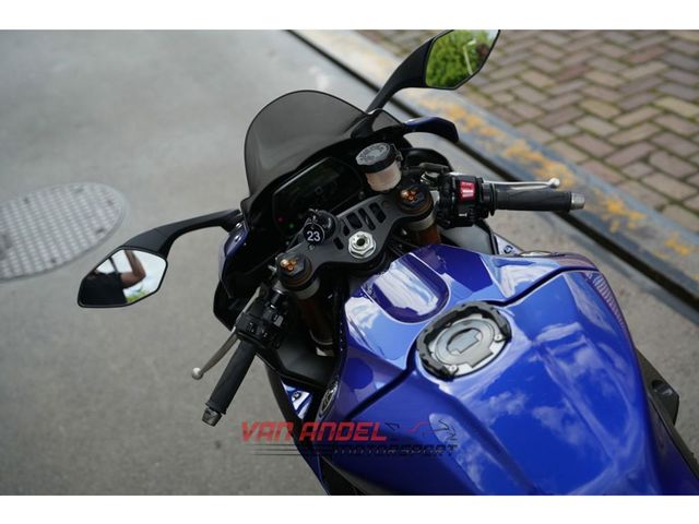 yamaha - yzf-r1