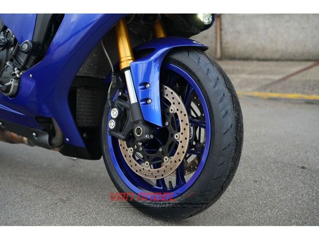 yamaha - yzf-r1