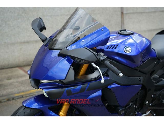 yamaha - yzf-r1