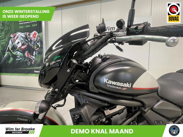 kawasaki - vn-900-classic-se