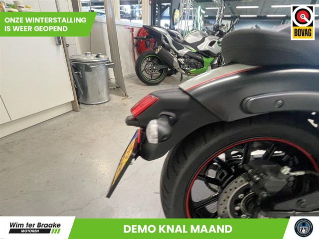 kawasaki - vn-900-classic-se