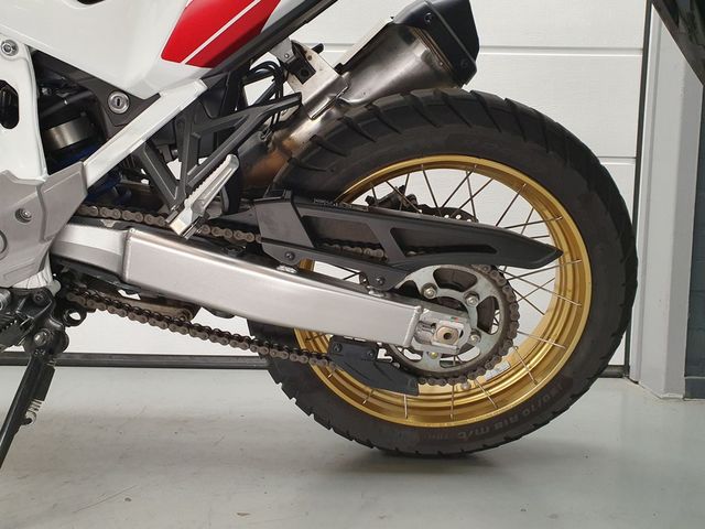 honda - crf-1100-l-africa-twin-adventure-sports