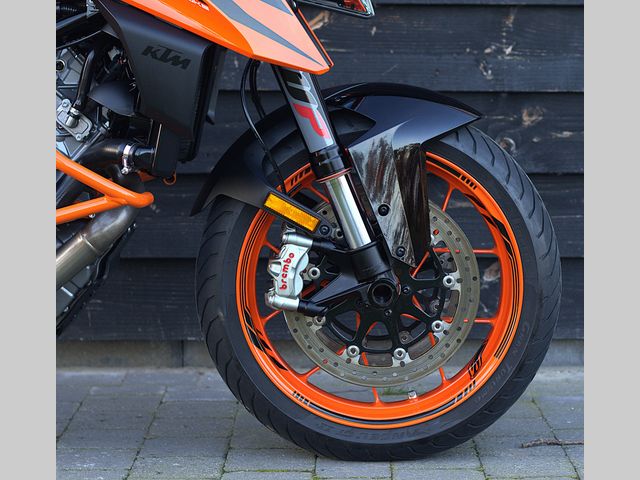 ktm - 1290-super-duke-r