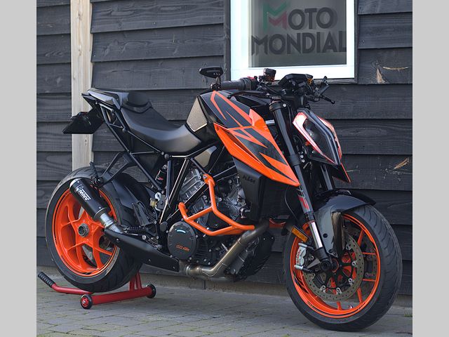 ktm - 1290-super-duke-r