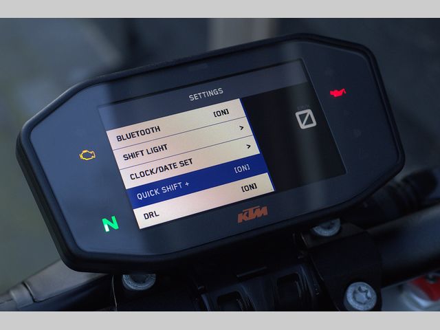 ktm - 1290-super-duke-r