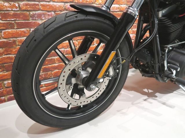 harley-davidson - street-bob-special-fxdbc