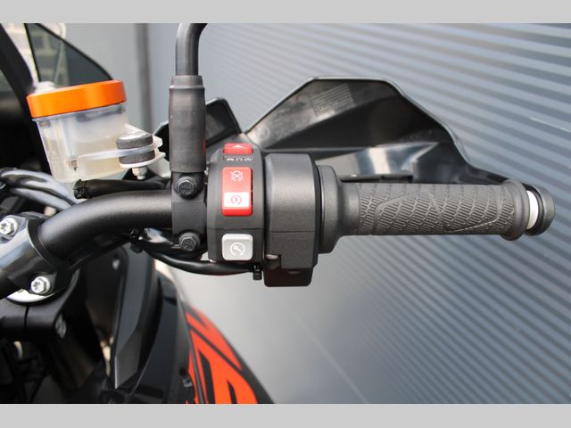 ktm - 1290-super-adventure-s