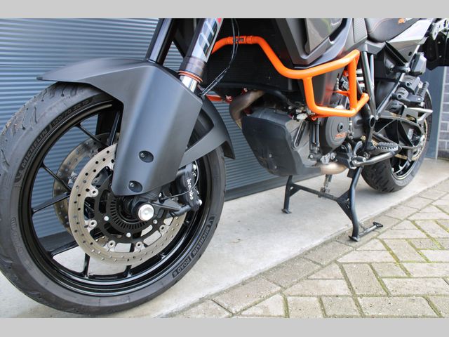 ktm - 1290-super-adventure-s